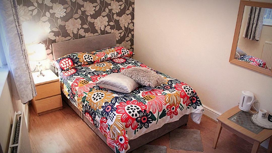 Spacious Double Room In Anfield Liverpool Exterior photo